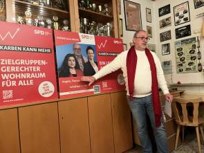 Thomas Görlich erklärt die Wahlplakate