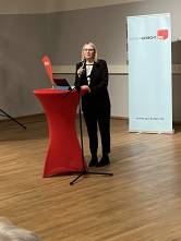 Staatsministerin Natali Pawlik, MdB