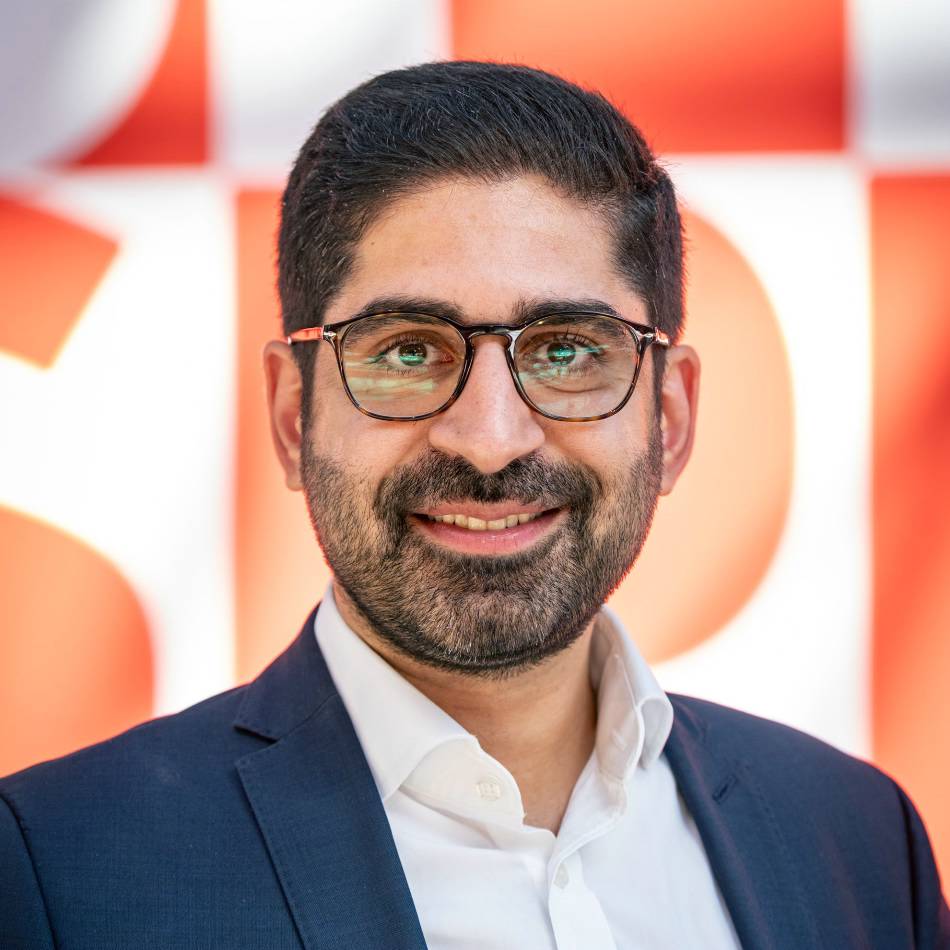 Kommunalwahlen am 15. März: Wirtschaftsminister Kaweh Mansoori kommt am Samstag